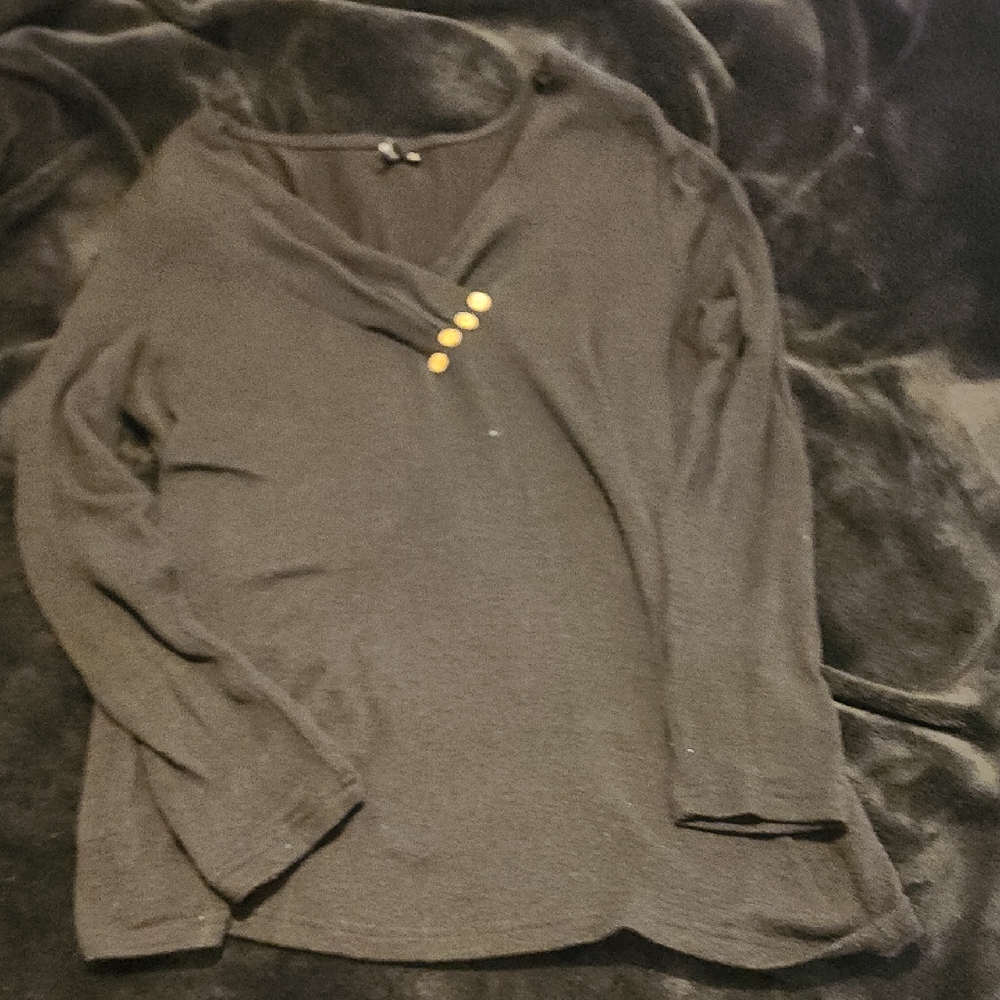 Chic Black Long Sleeve Top with Gold Buttons